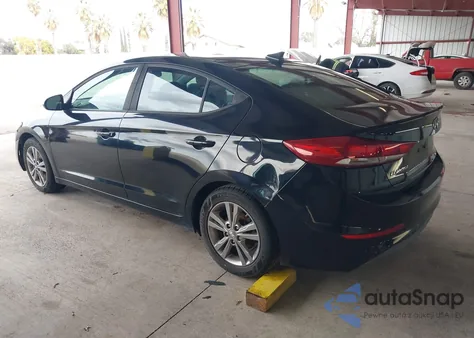 2018 Hyundai Elantra Value Edition z USA, uszkodzony, nr VIN KMHD84LF1JU468892